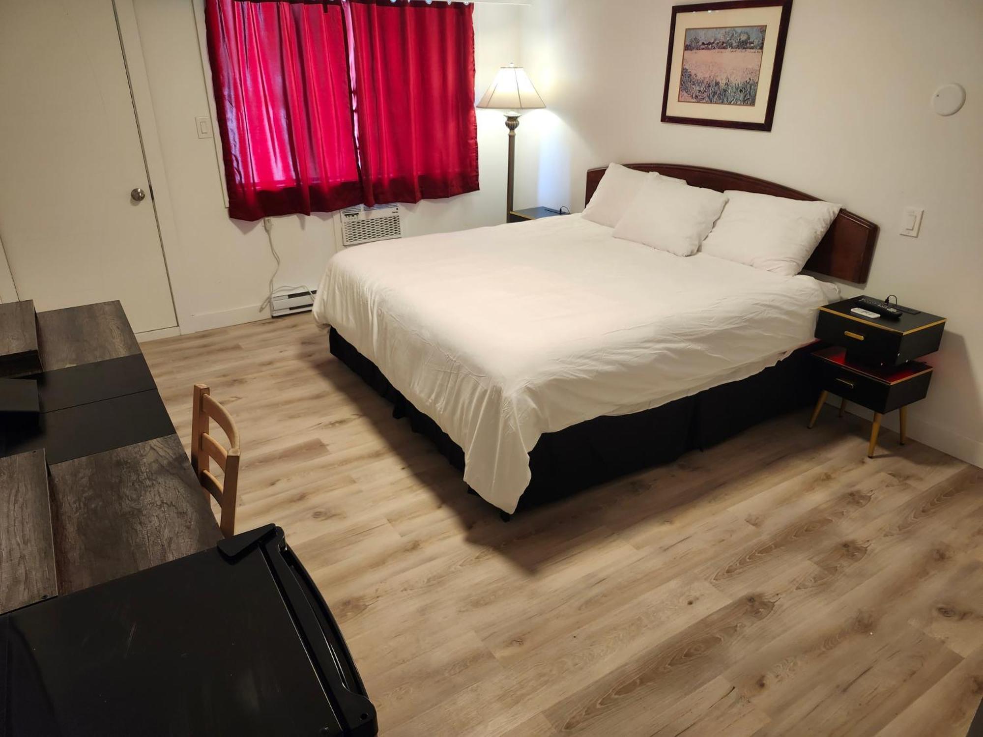 Cache Creek Inn エクステリア 写真