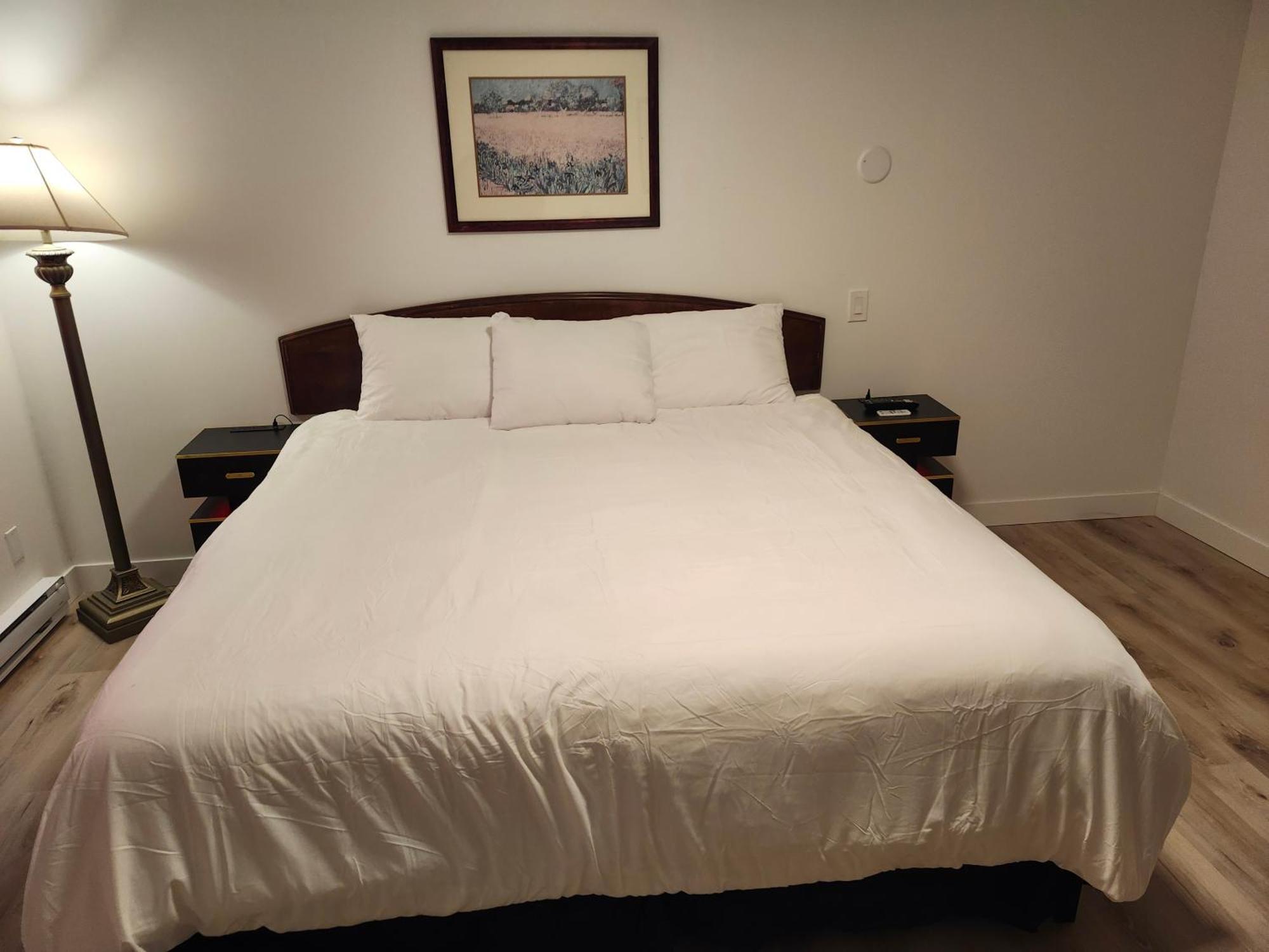 Cache Creek Inn エクステリア 写真