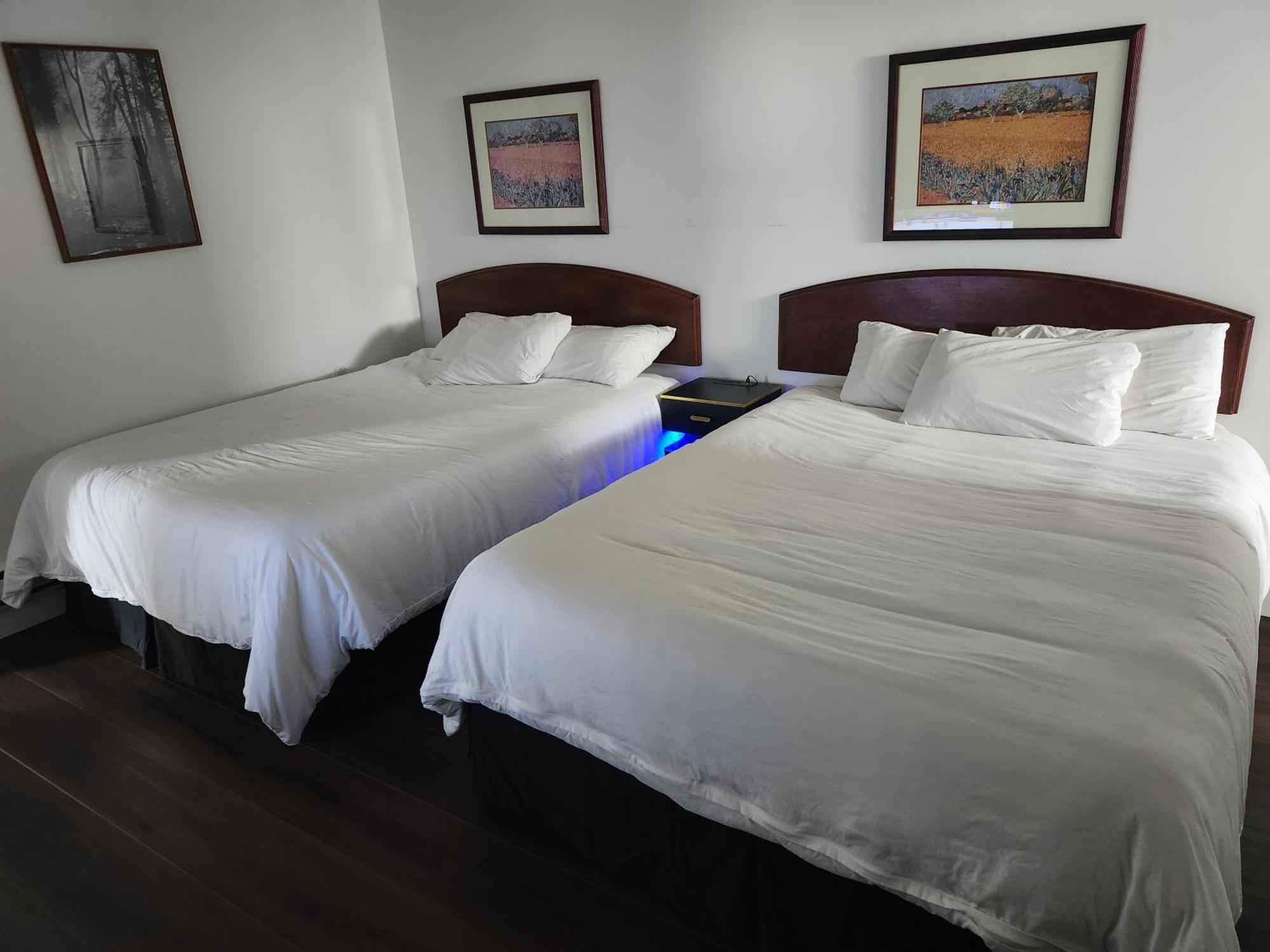 Cache Creek Inn エクステリア 写真