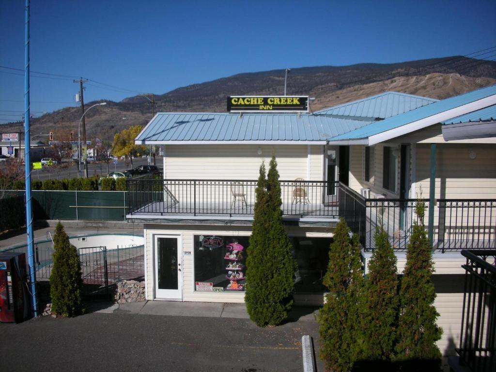 Cache Creek Inn エクステリア 写真